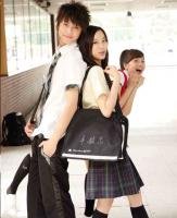 校服